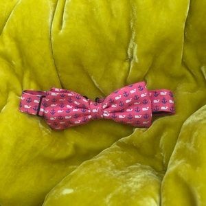 Vineyard Vines Whales and Anchors Bow tie